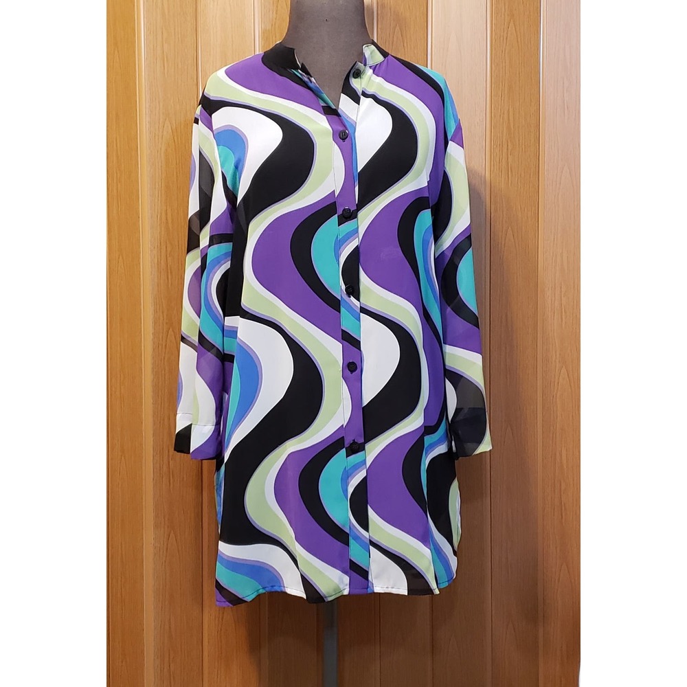 Liz Baker size medium 3/4 sleeve multicolored button up blouse